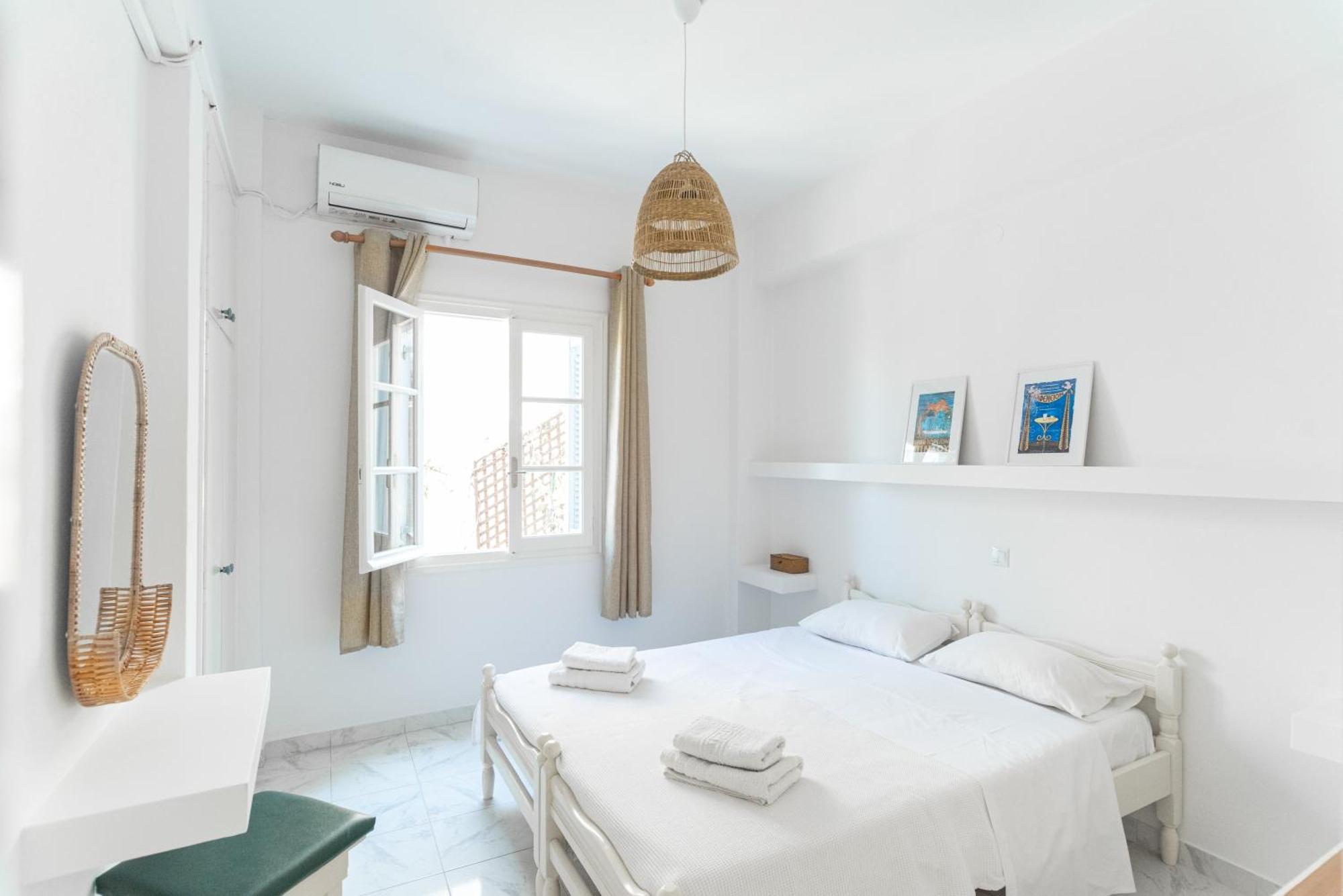 Theo Studios & Apartments سبيتسيس المظهر الخارجي الصورة