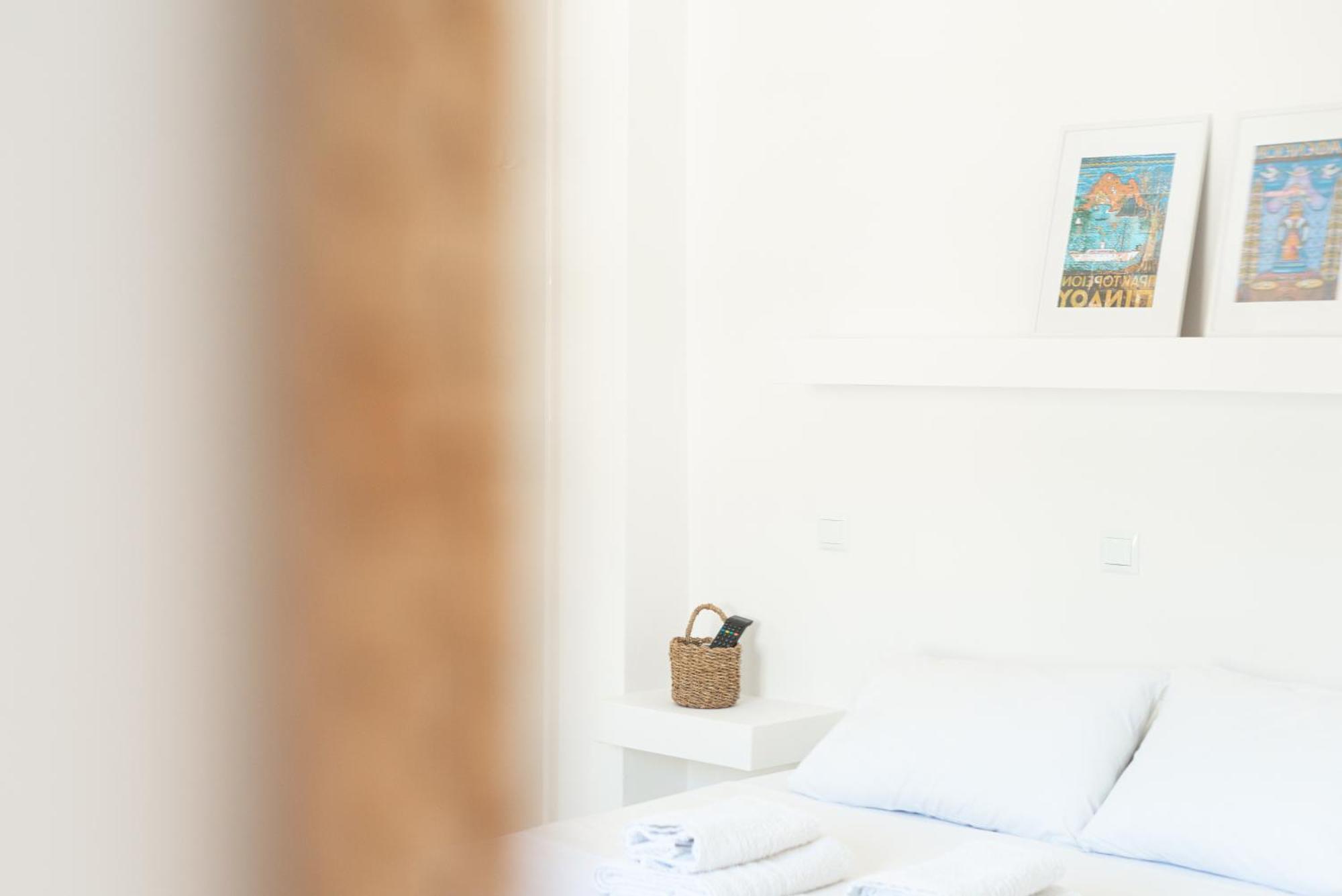Theo Studios & Apartments سبيتسيس المظهر الخارجي الصورة