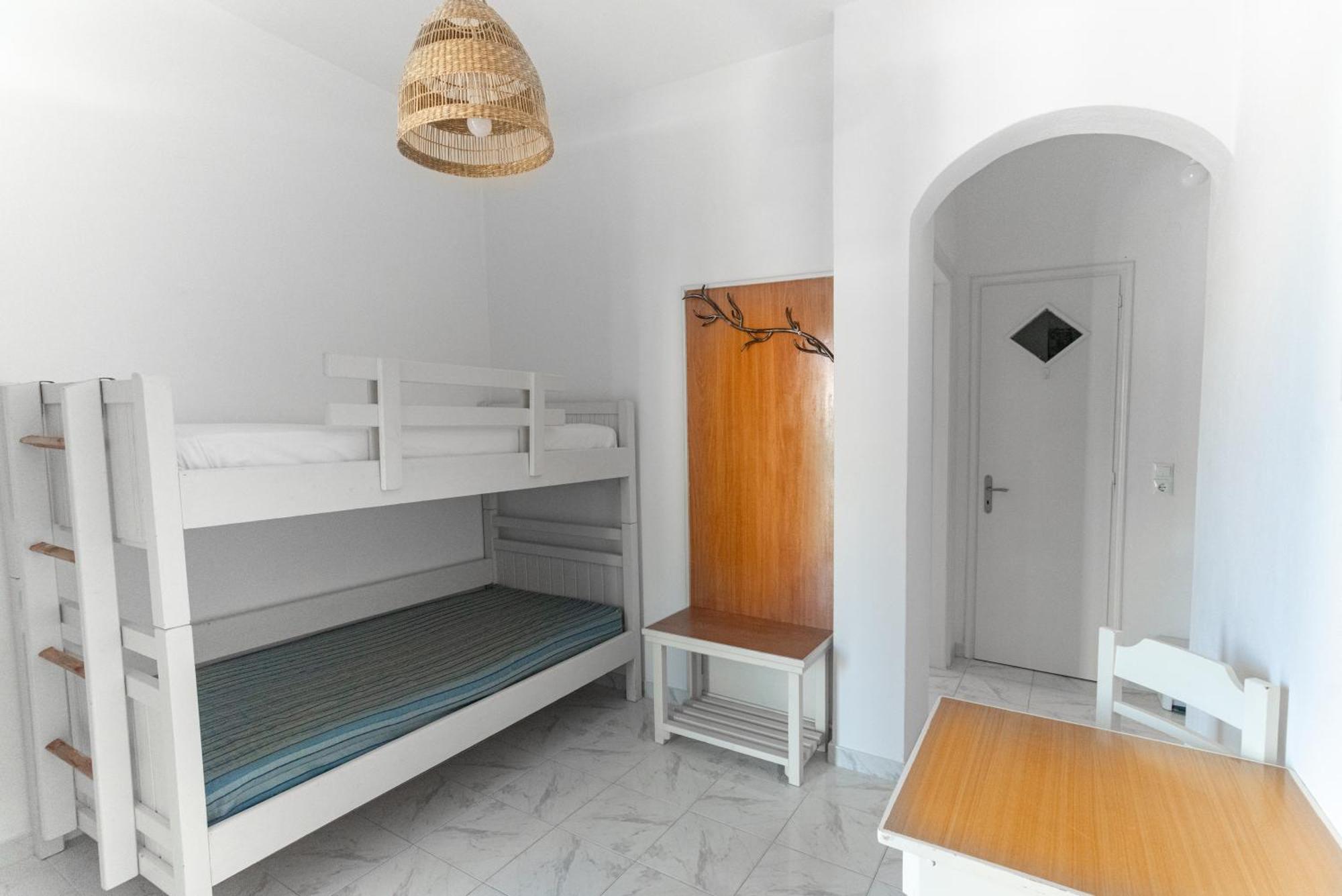 Theo Studios & Apartments سبيتسيس المظهر الخارجي الصورة