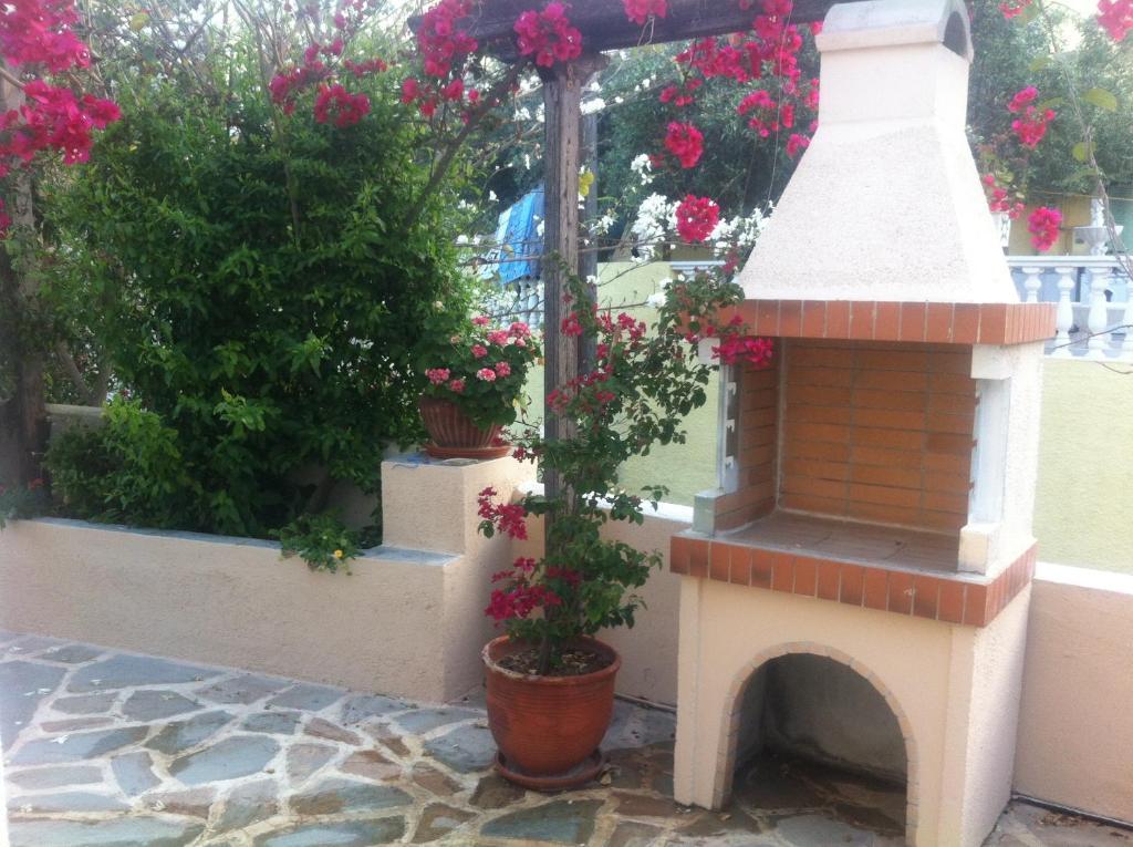Theo Studios & Apartments سبيتسيس المظهر الخارجي الصورة